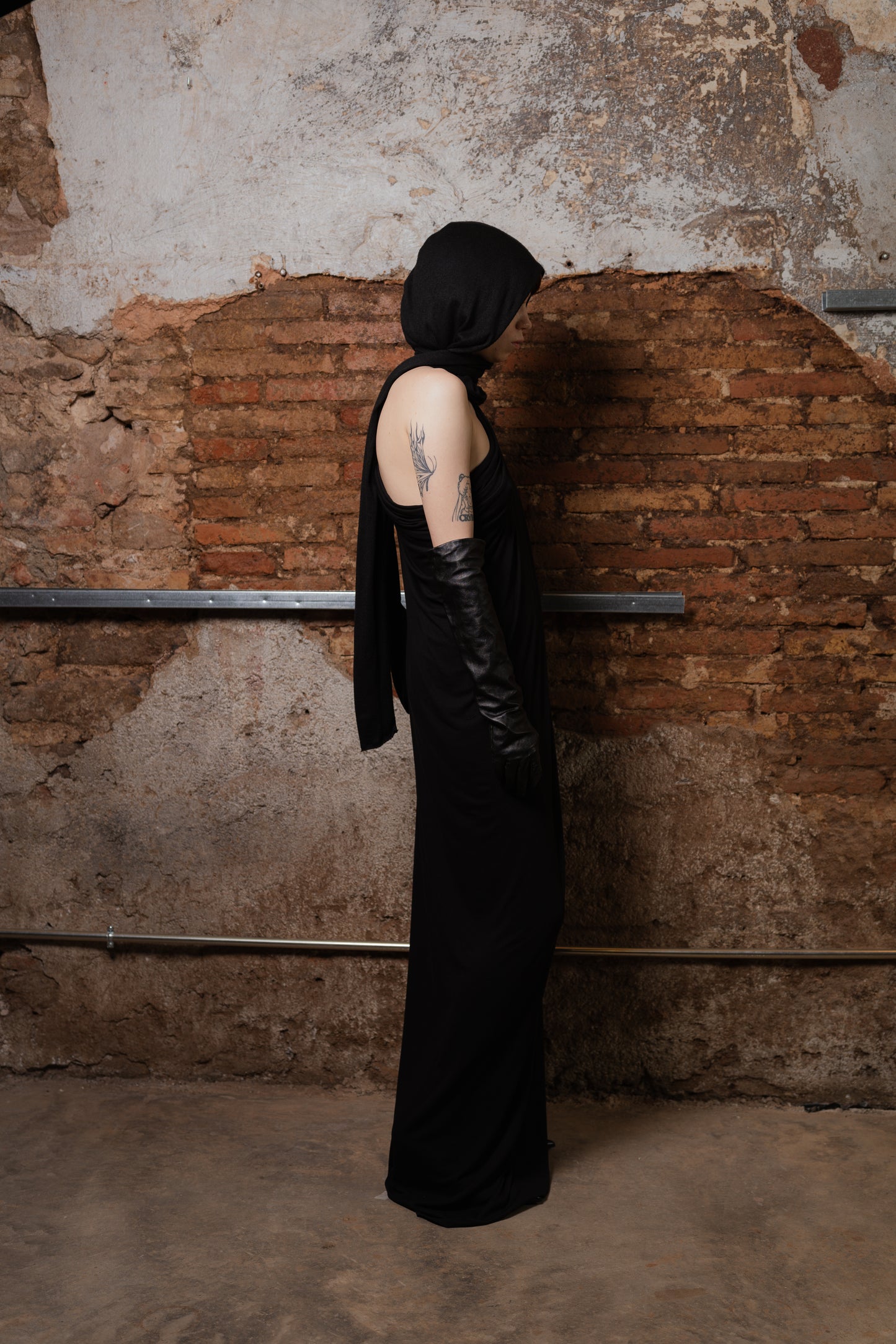 Hooded Scarf Bat with Sleeves