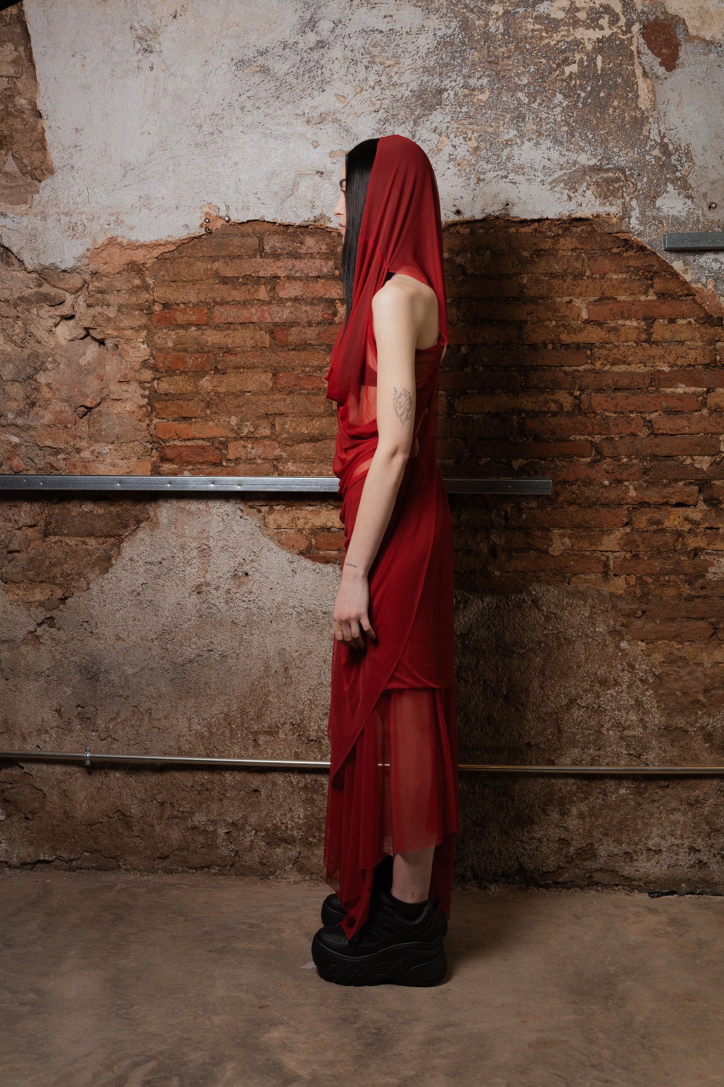 VENUS Transformable Skirt-Dress in Wine Mesh