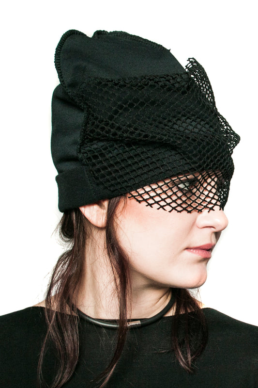 Black Widow Hat - ZHANNAONA | Accesorios - Detail View