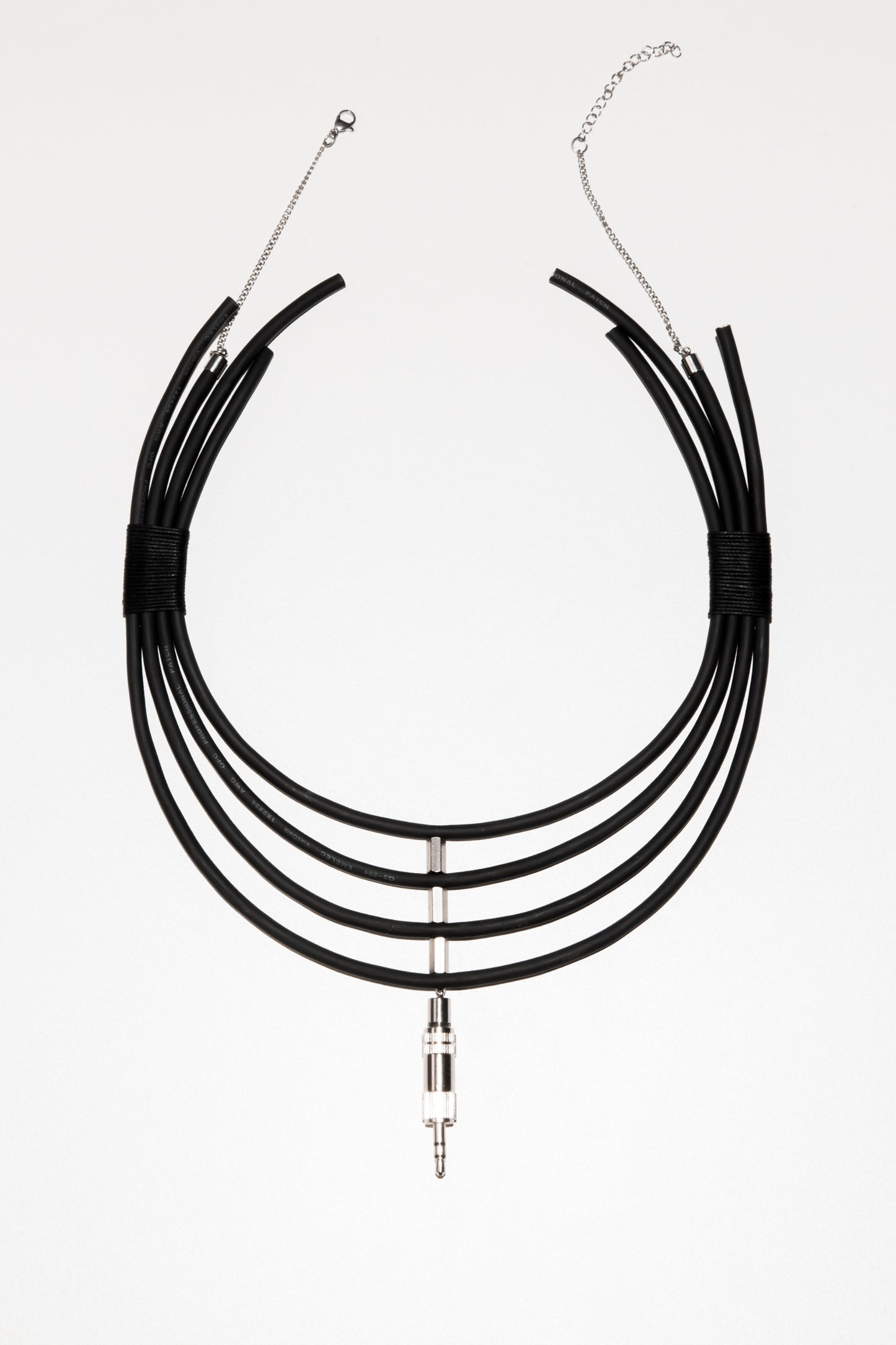 ZHANNAONA necklace tribal shape techno music festival accessory zero waste genderfluid Barcelona avant-garde fashion