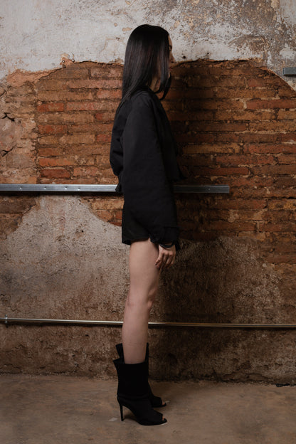 Frayed Crop Linen Blazer