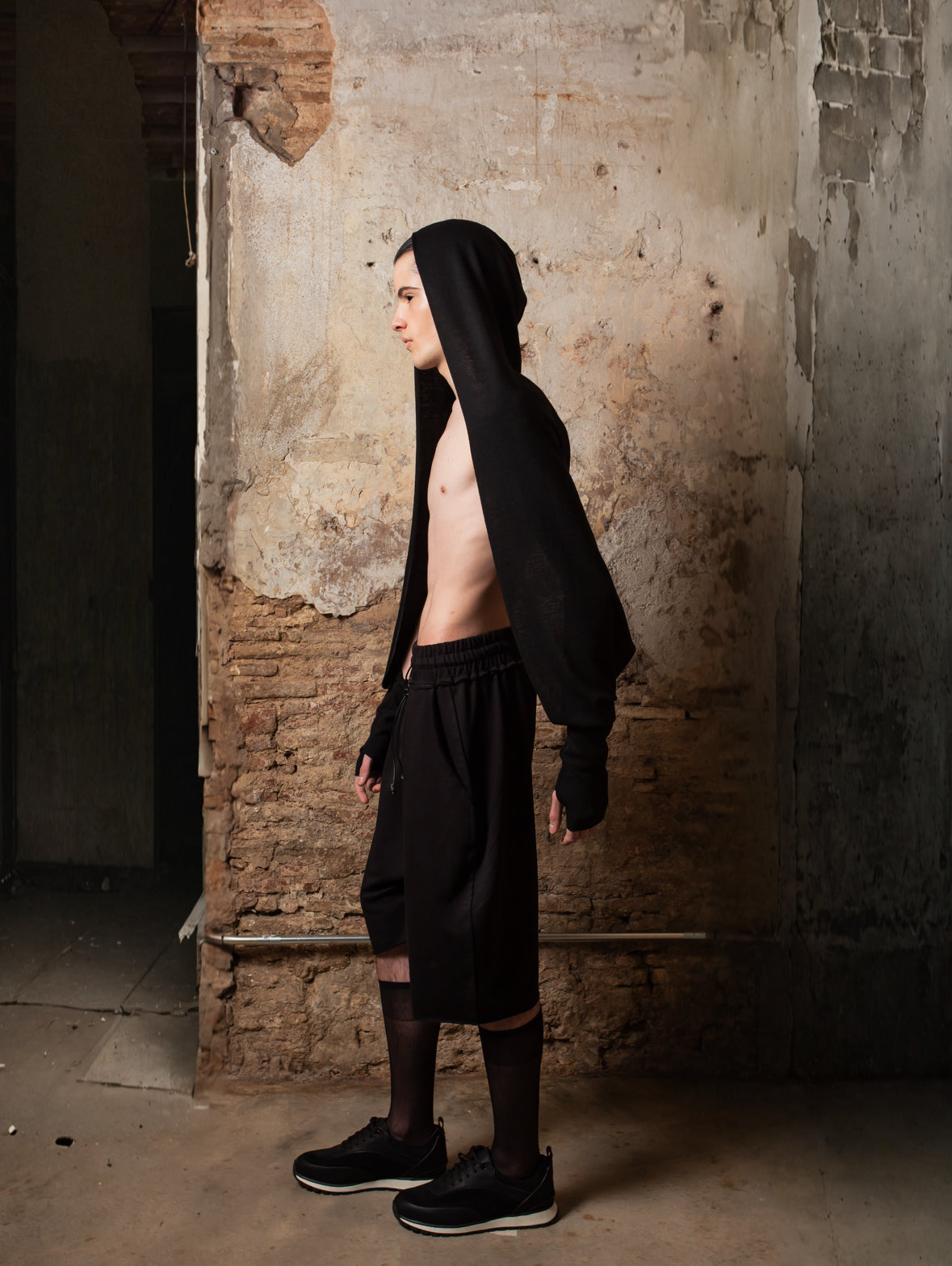 Hooded Scarf Bat with Sleeves