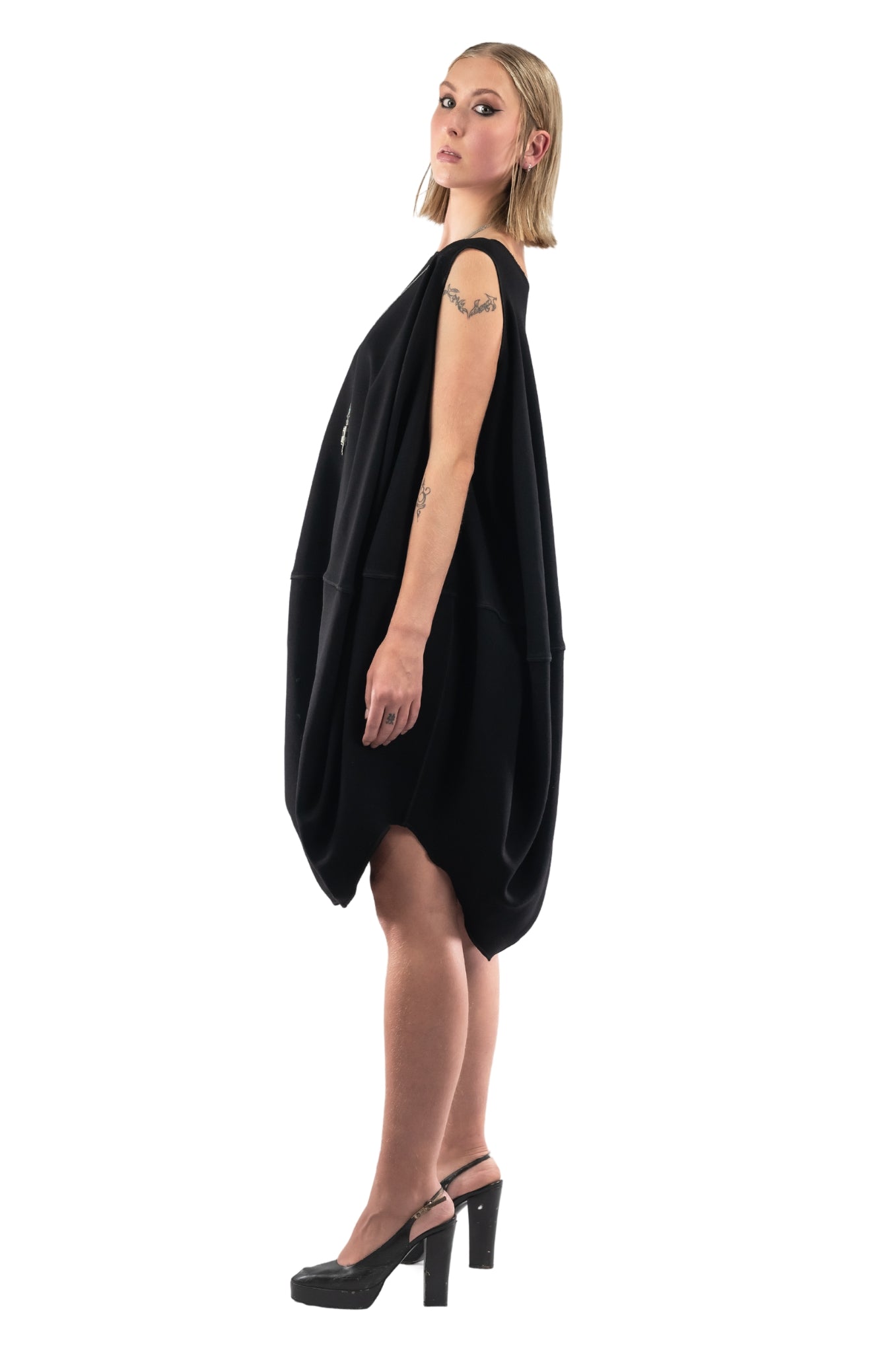Whalebone Balloon Dress in Wool & Viscose