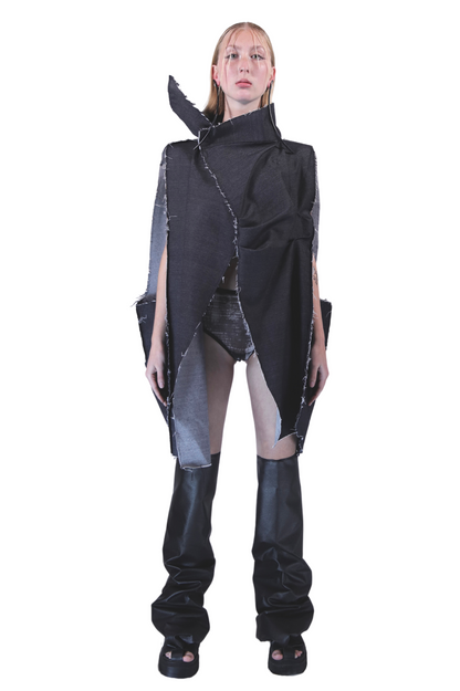 ZHANNAONA jacket denim cotton sleeveless asymmetrical transformable oversize genderfluid unisex visible seams futuristic style Barcelona avant-garde