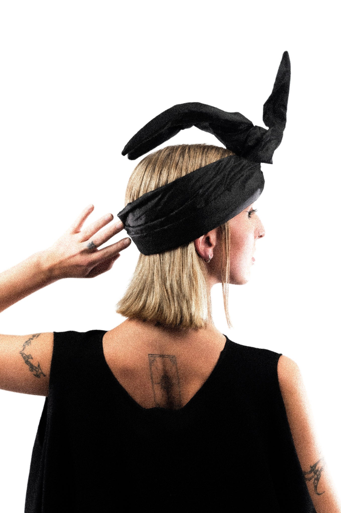 Hörner Turban-Gürtel Skulptur
