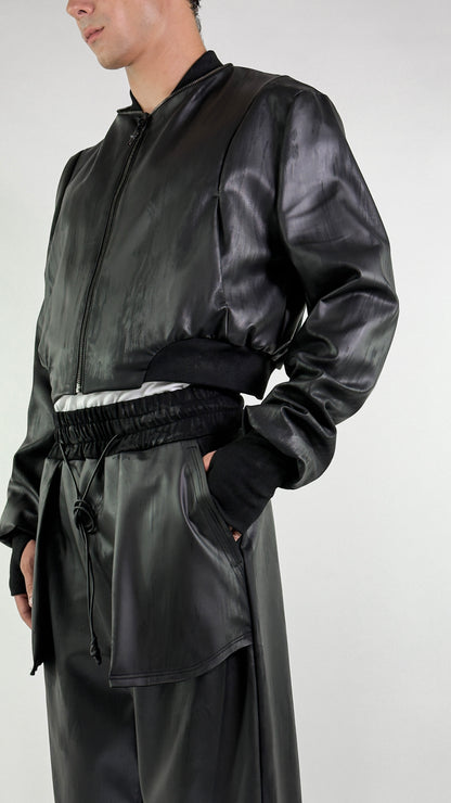 Bomber en cuir vegan court