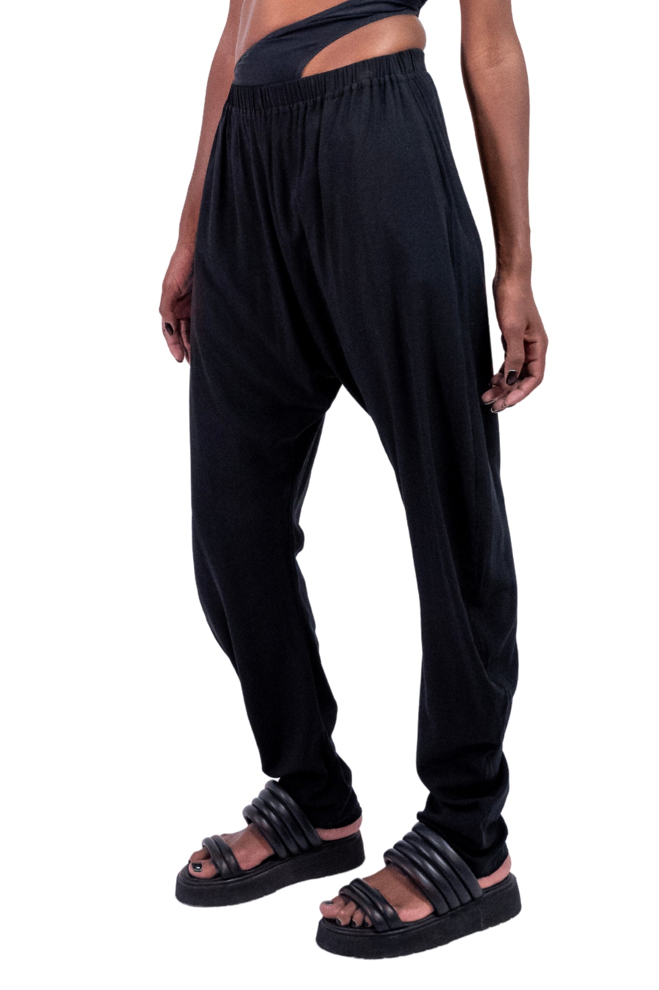 Low Rise Nefer 2.0 Black Pants