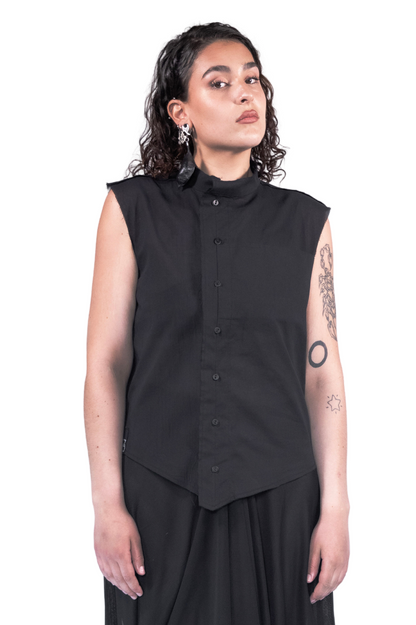 Asymmetrical SLEEVELESS Shirt with Leather Buttons in BLACK Cotton
