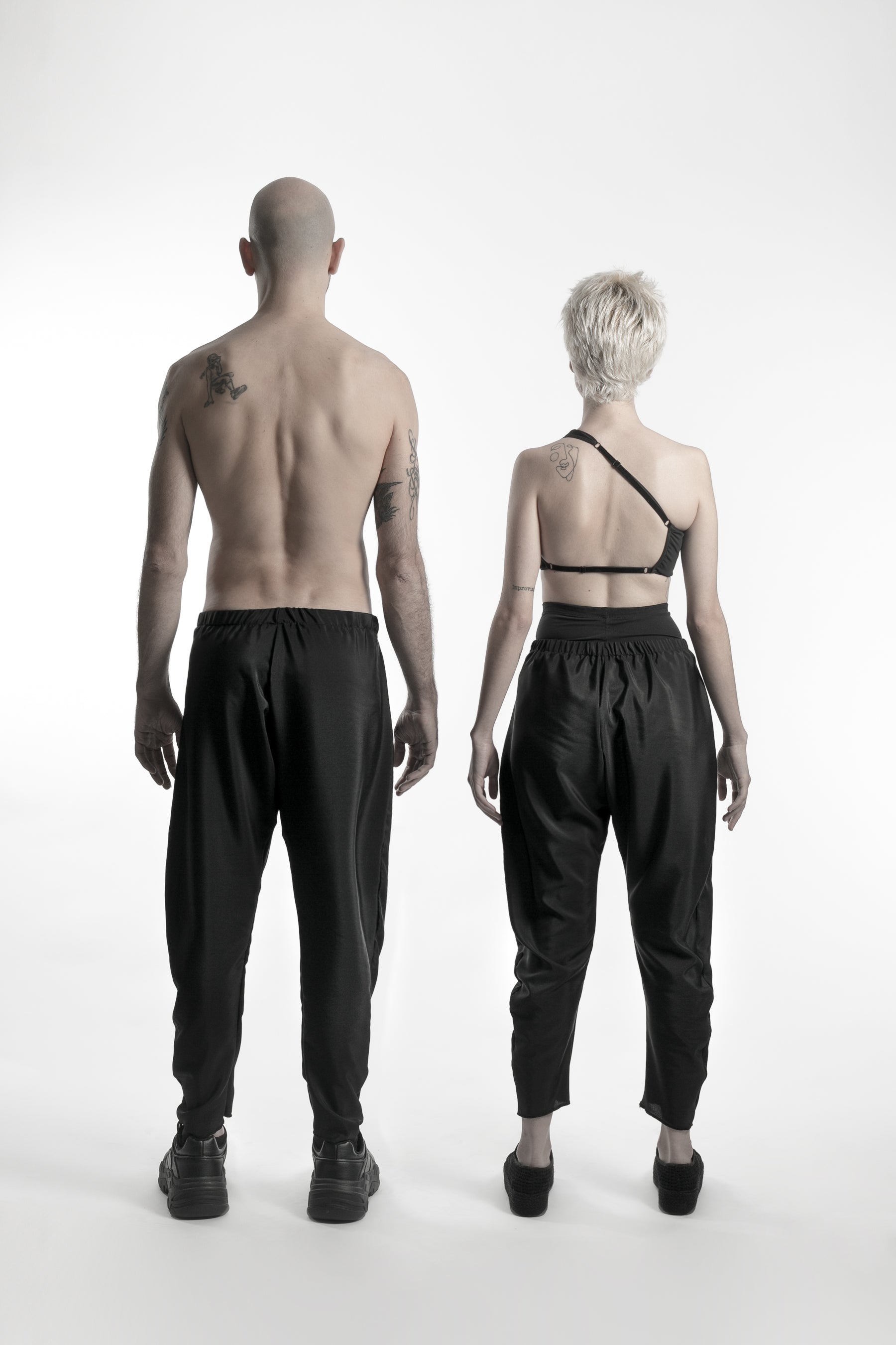 ZHANNAONA pants tardor belt viscose knit black active style genderfluid unisex Barcelona avant-garde fashion