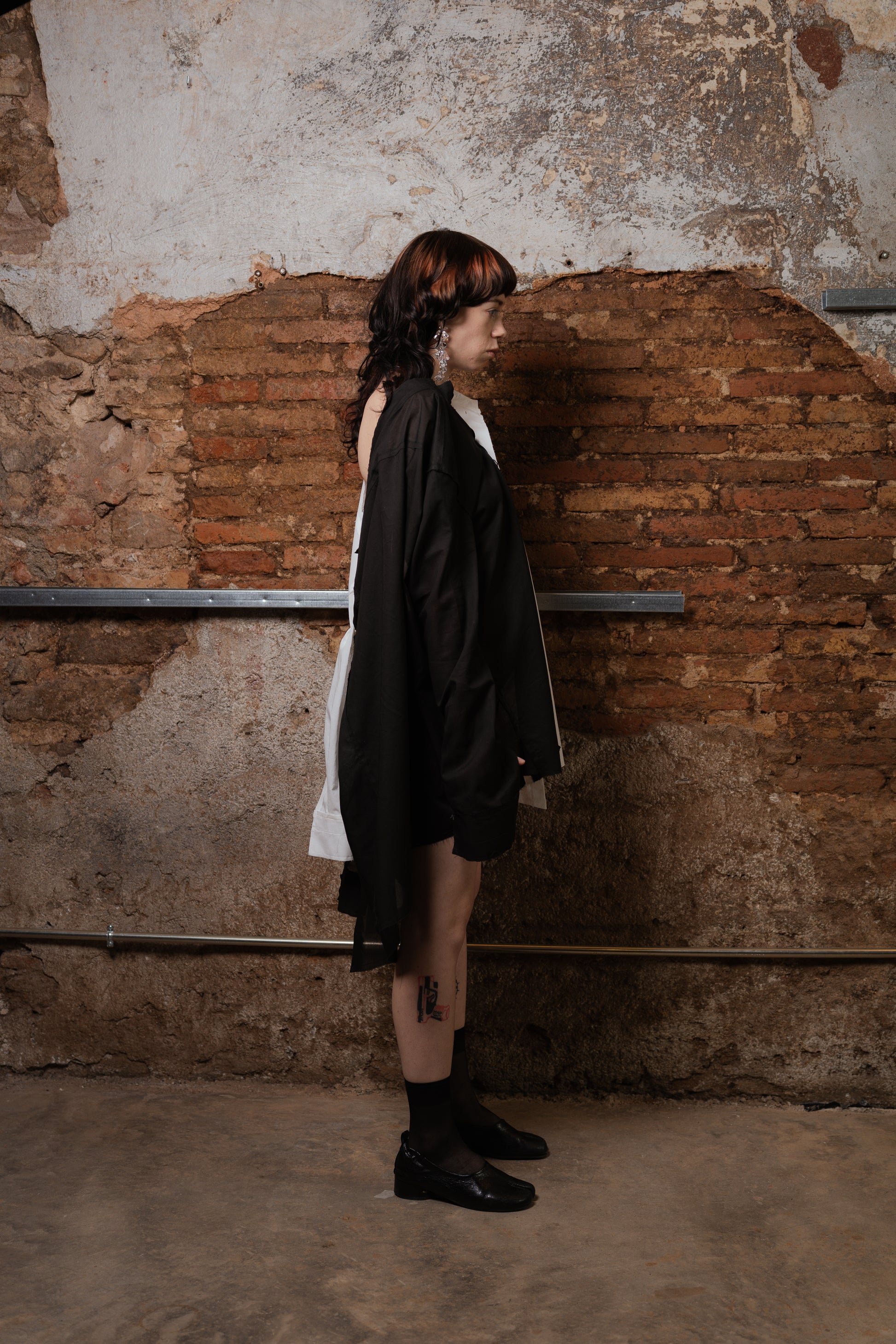 Asymmetrical Shirt TWINS in White Cotton - ZHANNAONA | Partes de arriba - View 6