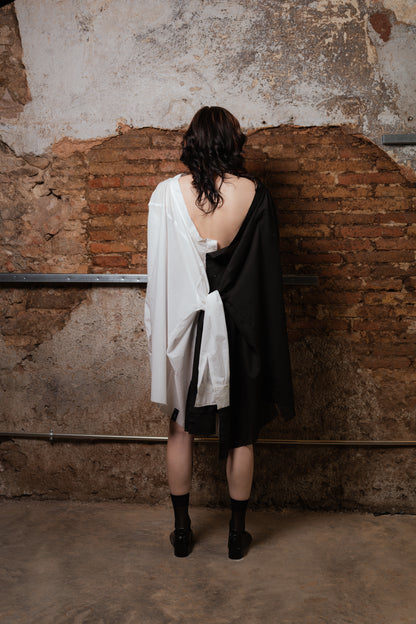 Asymmetrical Shirt TWINS in White Cotton - ZHANNAONA | Partes de arriba - View 7