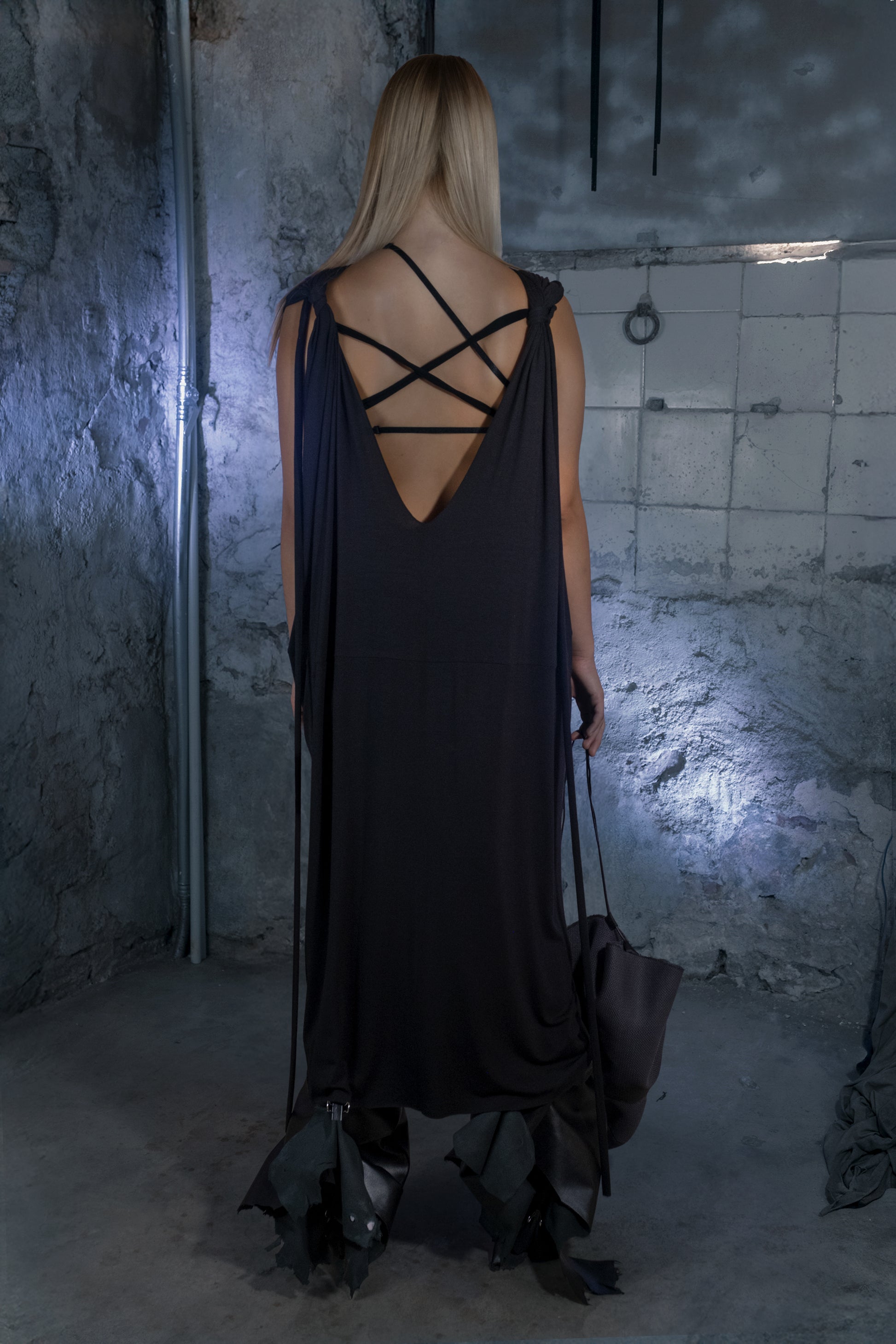 Cleopatra Transformable Origami Dress - ZHANNAONA | Vestidos - Back View