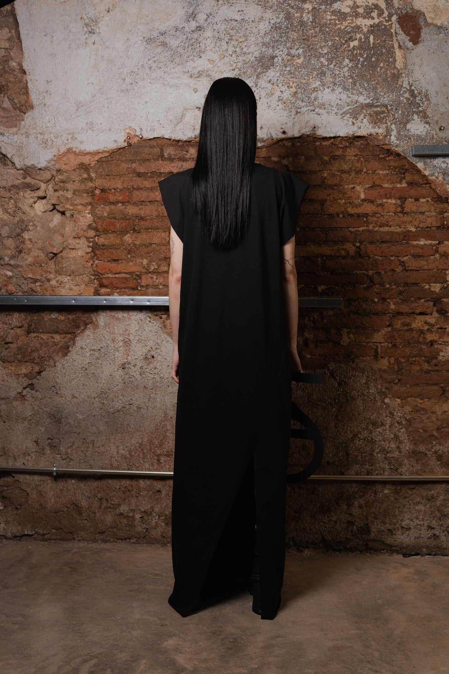 Corp Sleeveless Dress with Logo - ZHANNAONA | Vestidos - View 7