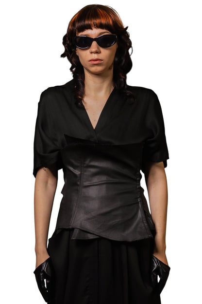 Korsett aus beschichtetem Denim-Satin