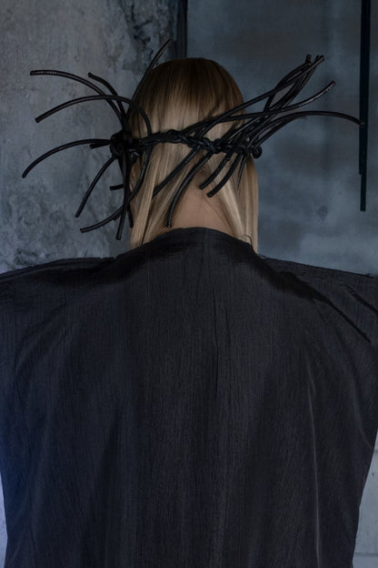 Gorgona Cable Crown - ZHANNAONA | Accesorios - Detail View