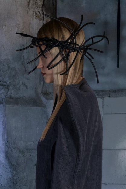 Gorgona Cable Crown - ZHANNAONA | Accesorios - Back View