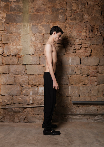 Low Rise Nefer Pants 2.0 in Black Viscose - ZHANNAONA | Pantalones - Detail View