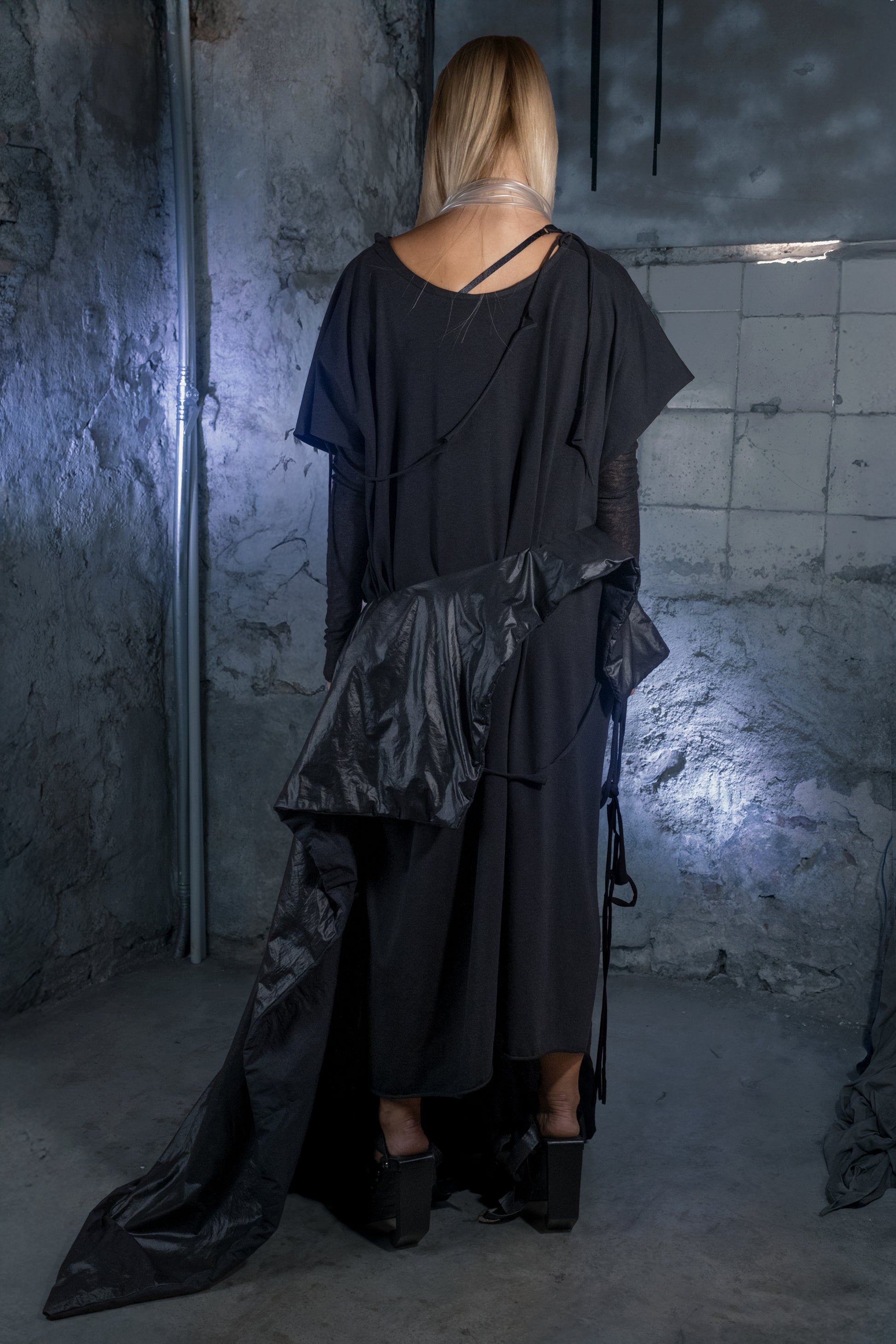 Mutant Puffy Transformable Vest - ZHANNAONA | Partes de arriba - View 11