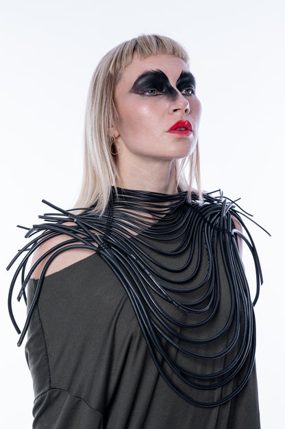 Nefertiti Necklace - ZHANNAONA | Accesorios - Detail View