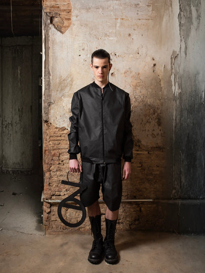 Reversible Vegan Leather Bomber - ZHANNAONA | Partes de arriba - View 6