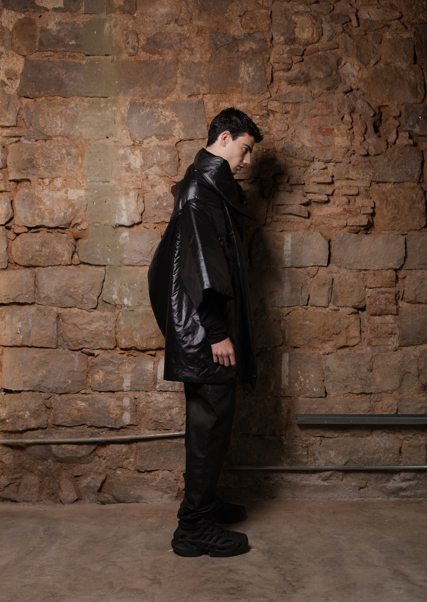 Trash Vinyl Puffer Jacket - ZHANNAONA | Partes de arriba - Detail View