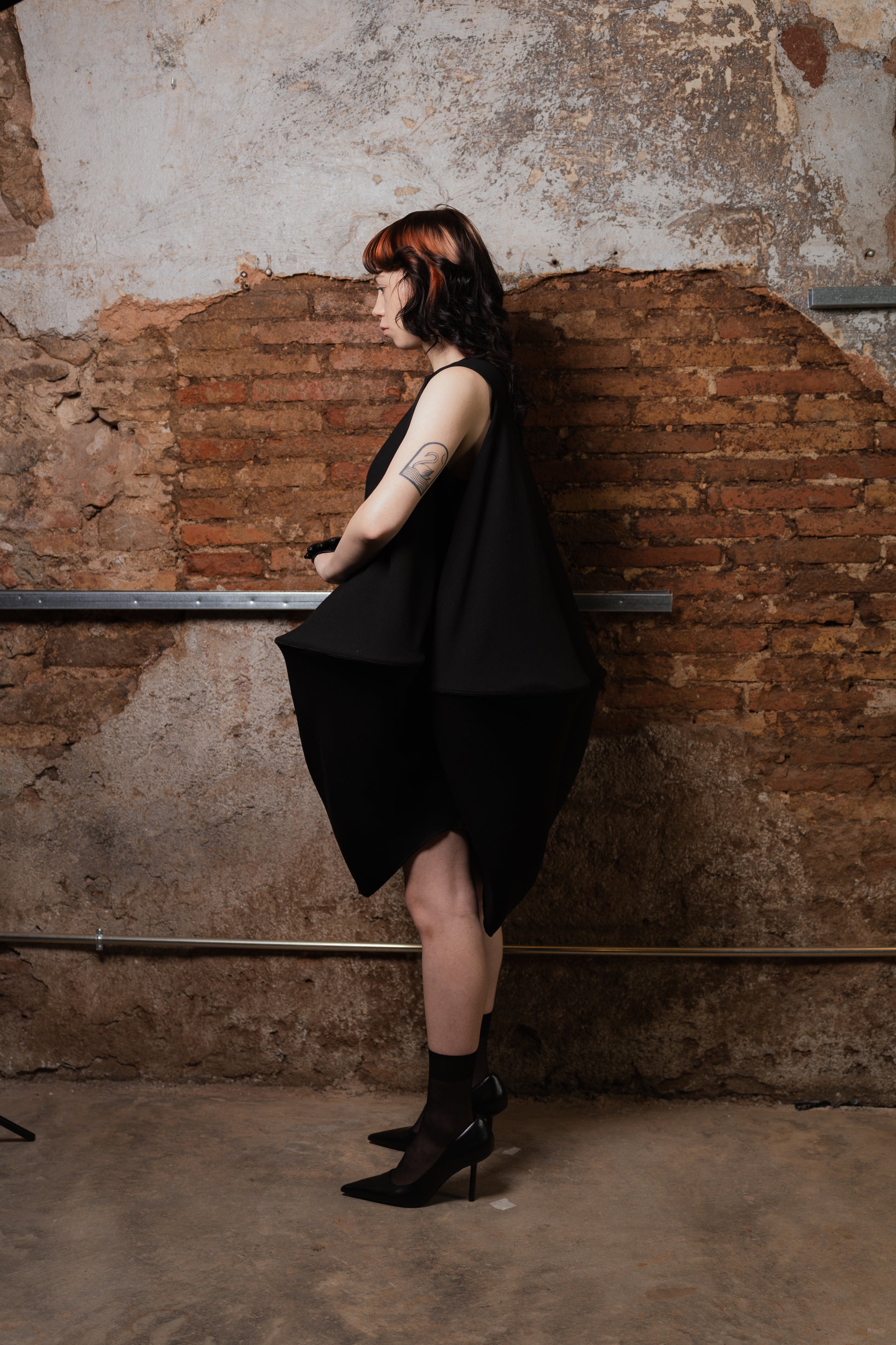 Whalebone Balloon Dress in Wool & Viscose - ZHANNAONA | Vestidos - View 4