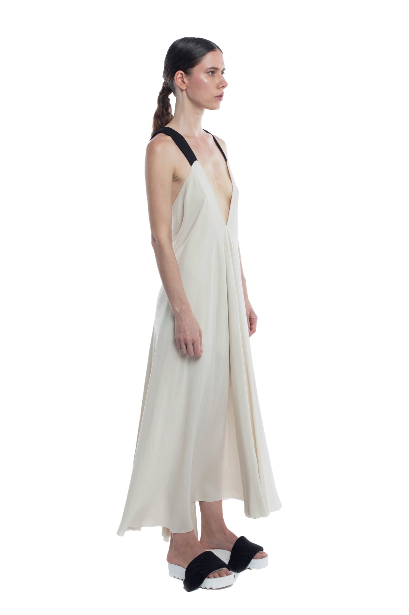 ZHANNAONA dress gala draping viscose knit bone white long flowing elegant genderfluid low key luxury Barcelona avant-garde fashion