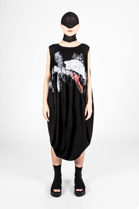 ZHANNAONA dress balloon hand painted black asymmetrical voluminous brushstrokes genderfluid oversize Barcelona avant-garde fashion