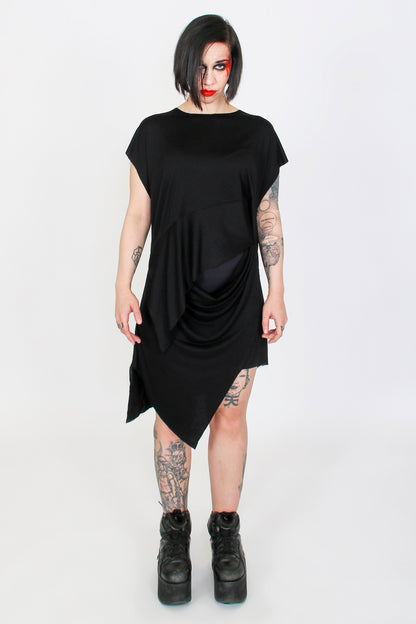 ZHANNAONA top dress black viscose knit oversize elegant draping sensuality  genderfluid Barcelona avant-garde