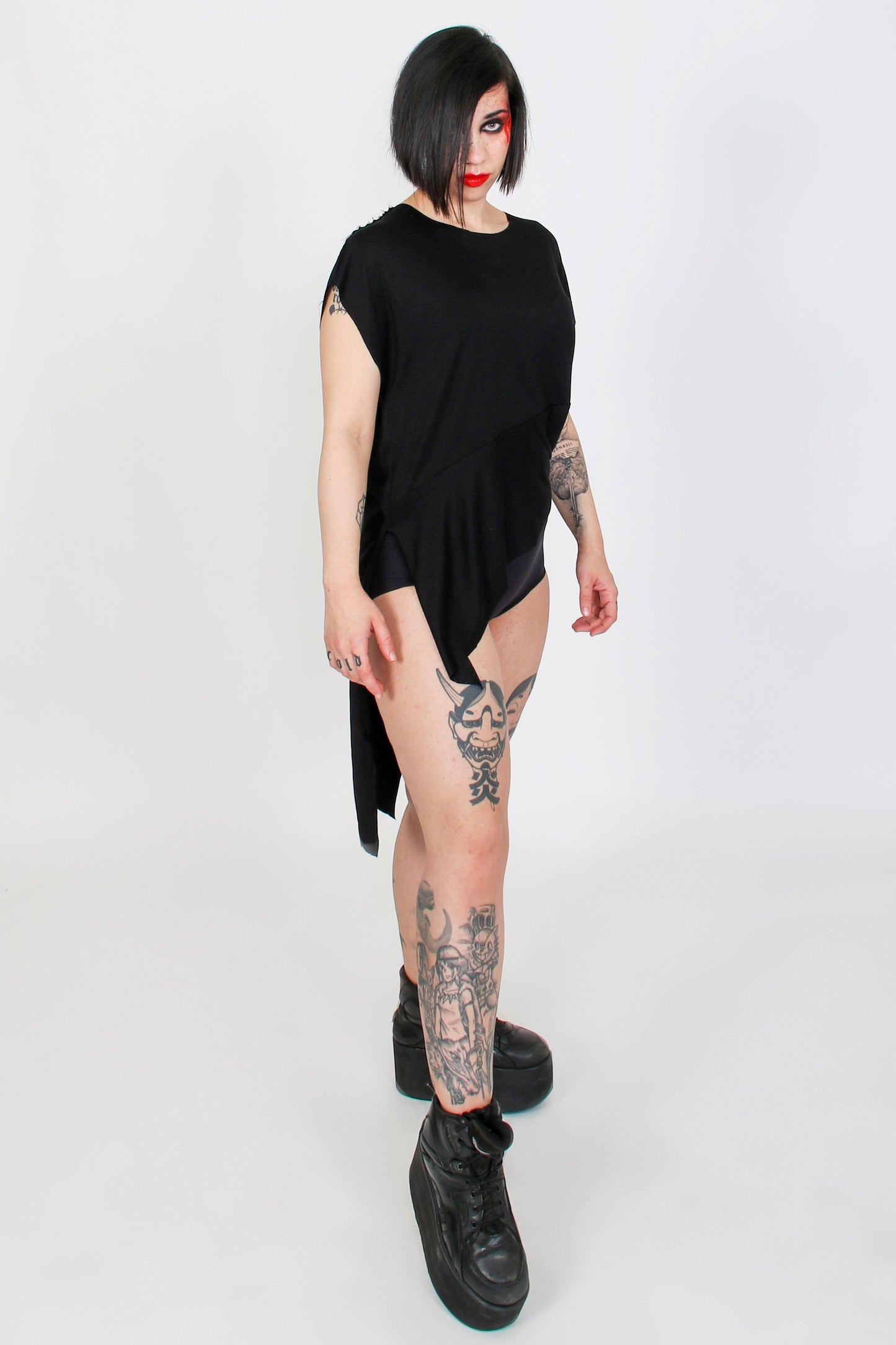 Asymmetrical Transformable Layered Top-Dress