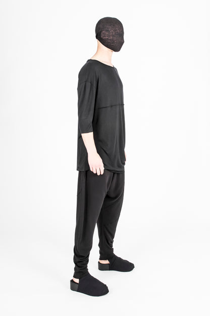 ZHANNAONA t shirt alf-sleeve oversize black viscose knit genderfluid unisex Barcelona avant-garde fashion